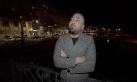 Yanne - Viata cu un om nebun