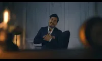 EMANUEL ROMAN - LASA BANII SI TRAIESTE