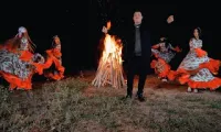Florinel - Dai cu tocul in pamant